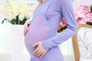 Одежда для беременных: 5 правил шопинга для будущих мам